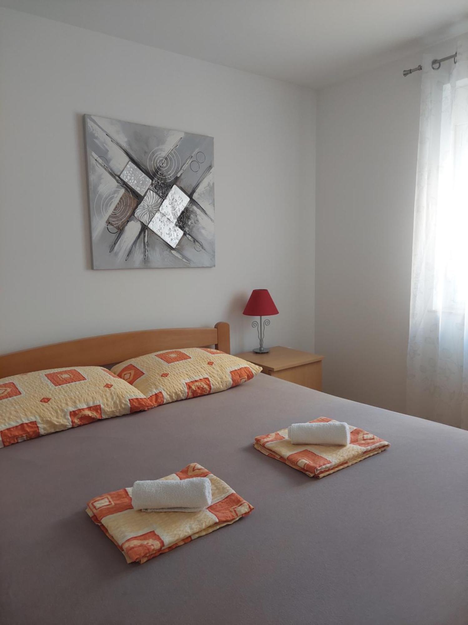 Апартаменти Apartman Zara Екстер'єр фото